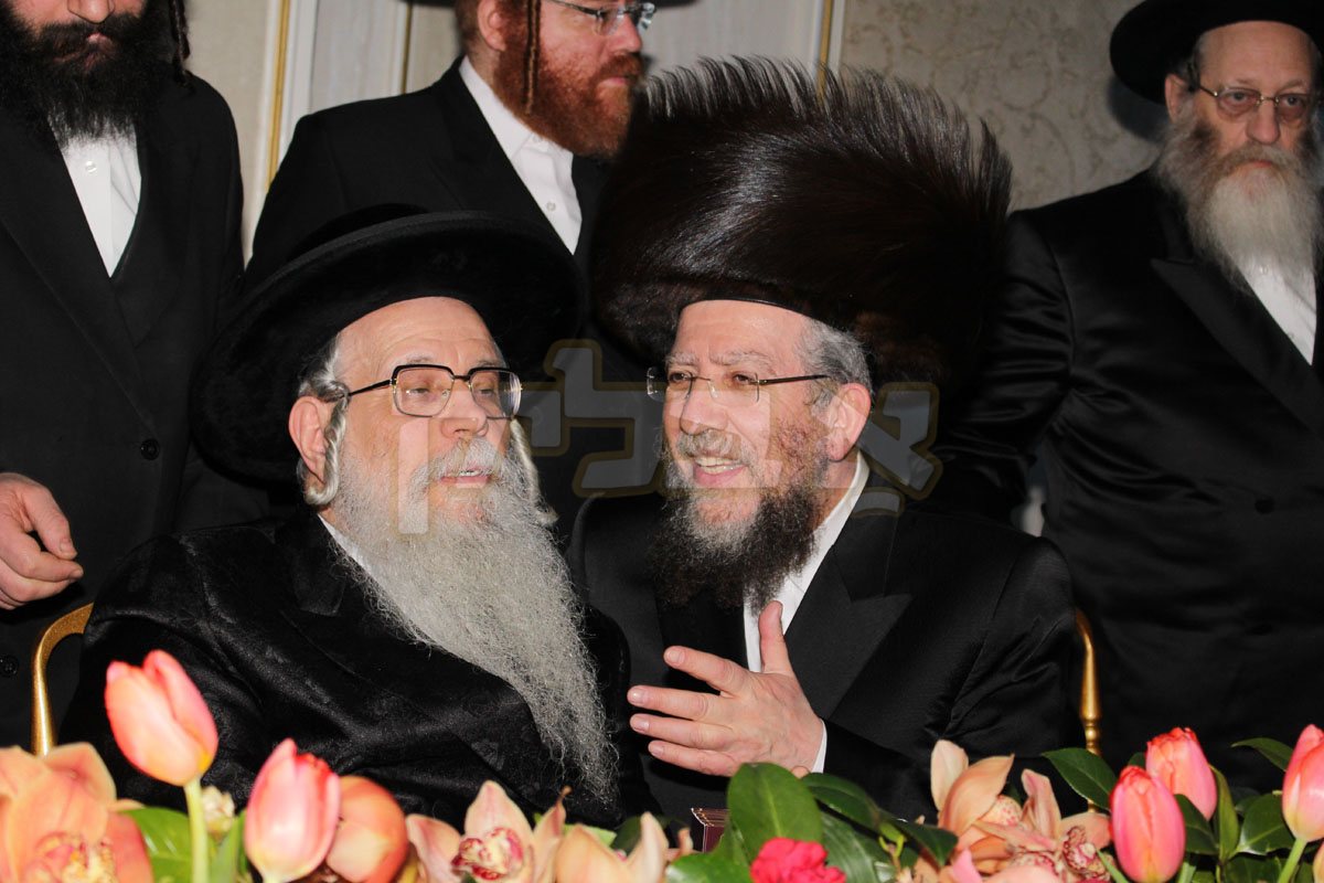 שמחת השבע ברכות פון נכד הרבני הנגיד מוהר"ר וואלף זיכערמאן במח"ס אוצר פלאות התורה וראה"ק דק"ק מונקאטש