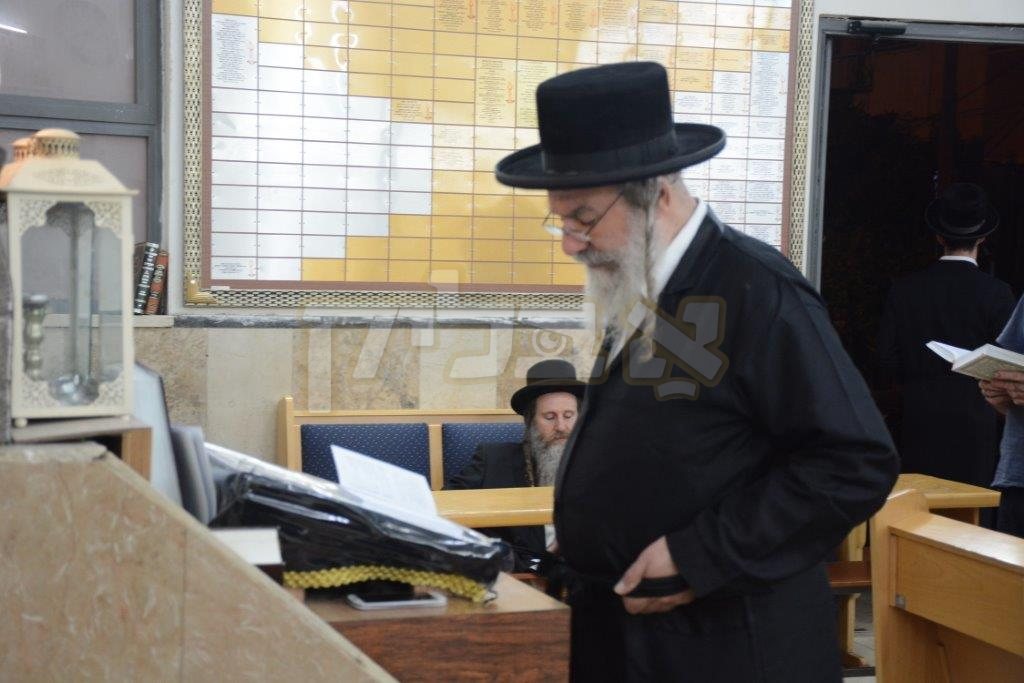 תשעה באב ביי האדמו"ר מאשלג