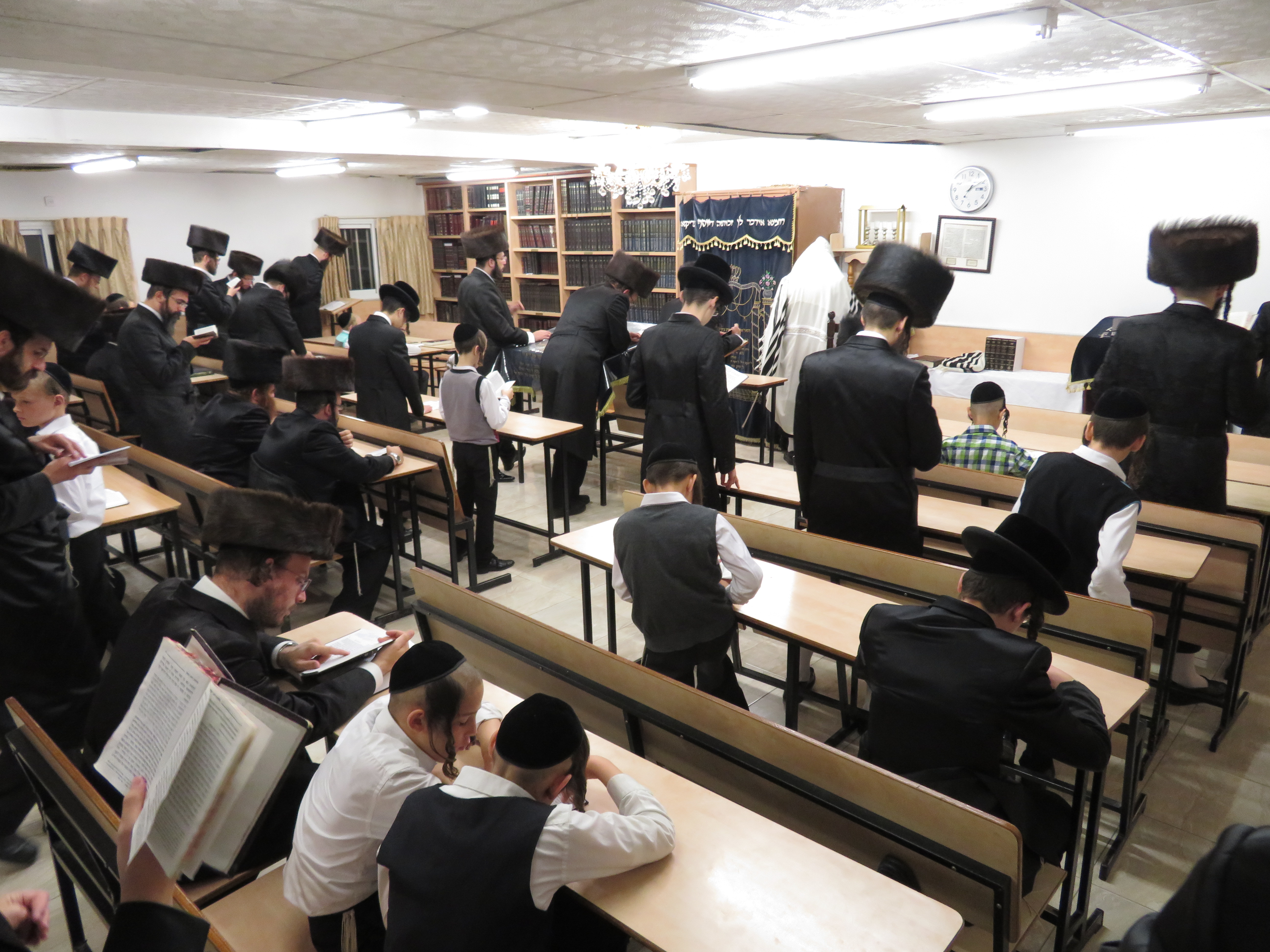 ערשטע סליחות אין ניקלשבורג ב"פ