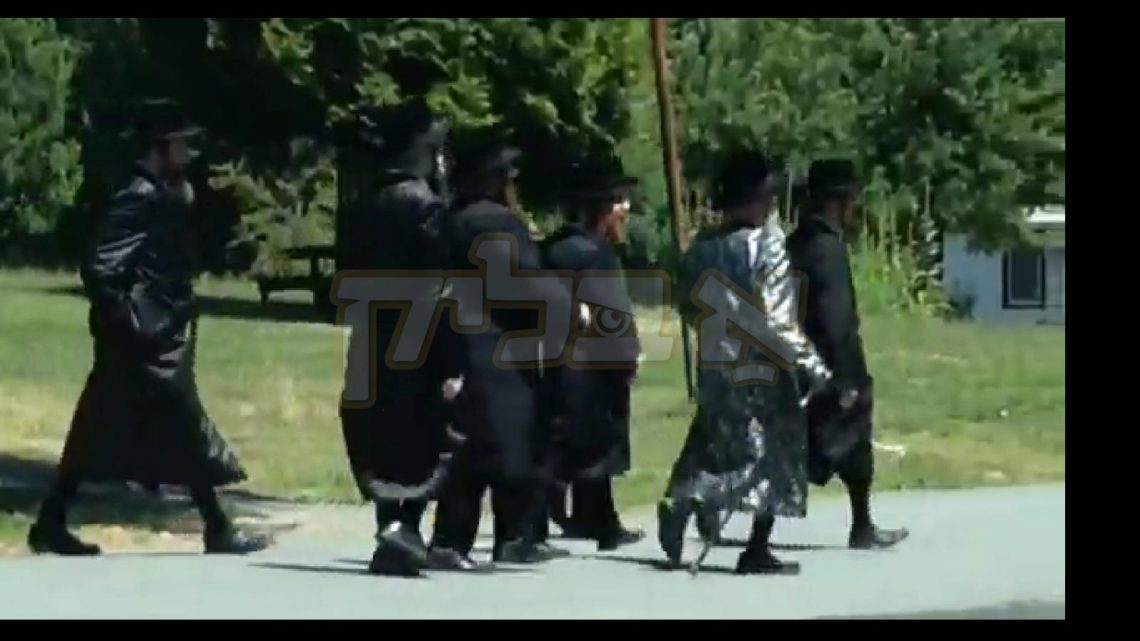 כ"ק אדמו"ר מוויזשניץ - מאנסי אויפן צו מנחה נעכטן אין קרית וויזשניץ קיימישא -ווידעא
