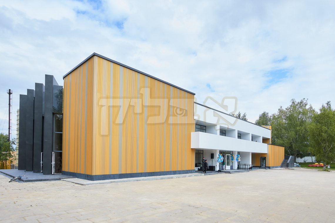 חנוכת הבית פון צענטראלע בנין אין מחנה גן ישראל אין מוסקובה רוסלאנד אין שפיץ פון הגר"ב לאזאר שליט"א הויפט רב פון רוסלאנד