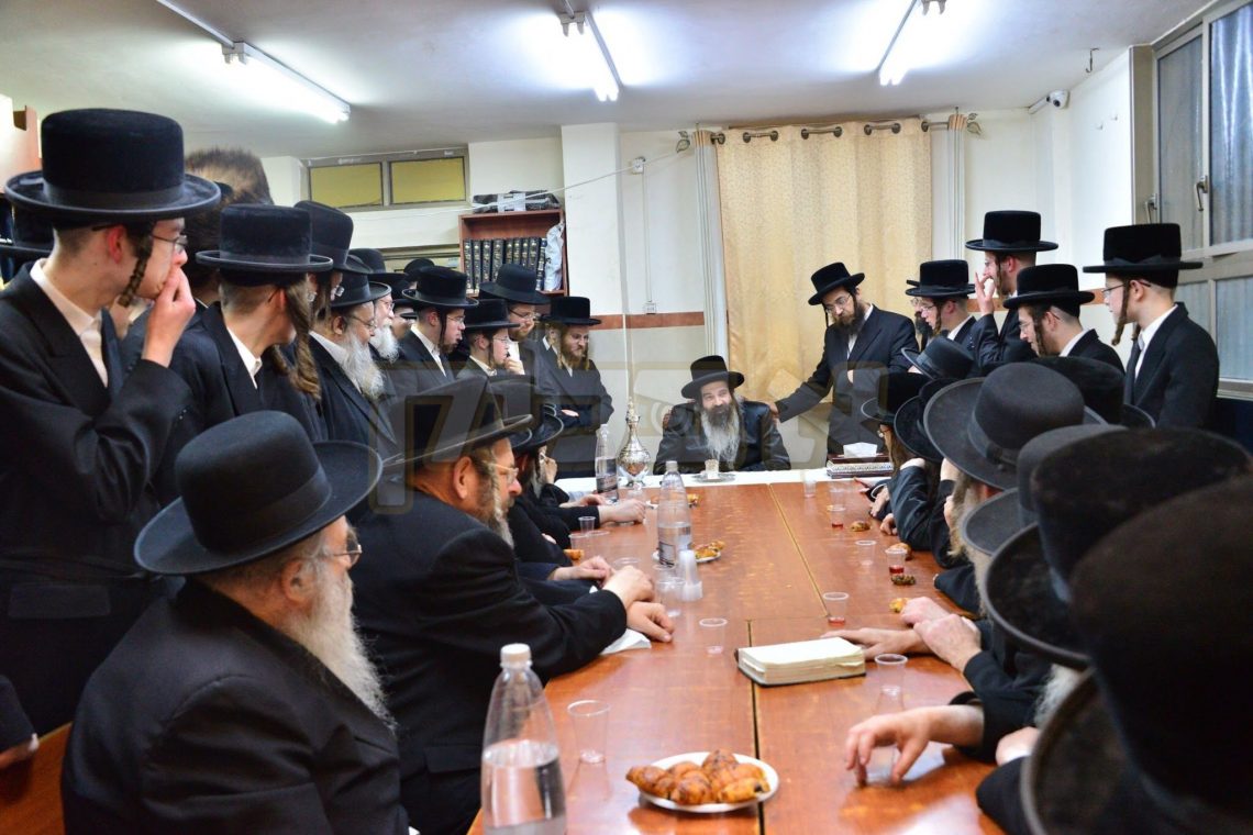 כ"ק אדמו"ר מזוטשקא שליט"א ביי שילוח הקן-בילדער: שוקי לרר