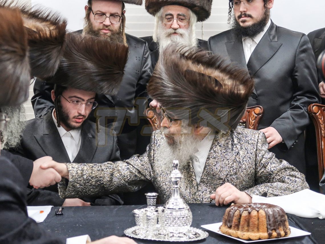 שבע ברכות דורך הרבני הנגיד ר' אהרן נאה אין ביהמ"ד אמרי אברהם לכבוד די שמחה בבית אב"ד אמרי אברהם