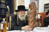 כ"ק אדמו"ר מאשלג שליט"א ביים עריכת השולחן לרגל הילולת אביו כ"ק אדמו"ר מאשלג זצ"ל