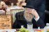 כ"ק אדמו"ר מצאנז שליט"א באזוכט ביי זקני חסידי צאנז אין מאנסי 