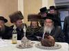 כ"ק אדמו"ר מסאטמאר שליט"א איז זיך משתתף ביי א שמחת החתונה לבן אחד מחסידיו