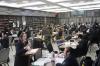 הונדערטער בחורים און אינגעלייט ביים לערנען שובבי"ם פארטאגס אין ביהמ"ד הגדול ד'סאטאמר אין ב"פ 
