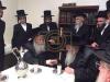 כ"ק אדמו"ר מצאנז שליט"א באזוכט ביי כ"ק אדמו"ר מבאבוב שליט"א 