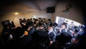 Full gallery of the Pupa Rebbi's trip to mekomois hakodesh 
