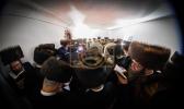 Full gallery of the Pupa Rebbi's trip to mekomois hakodesh 
