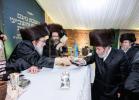 Full gallery of the Pupa Rebbi's trip to mekomois hakodesh 