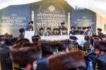 Full gallery of the Pupa Rebbi's trip to mekomois hakodesh 
