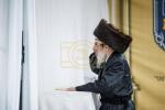 Full gallery of the Pupa Rebbi's trip to mekomois hakodesh 
