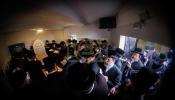 Full gallery of the Pupa Rebbi's trip to mekomois hakodesh 