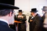 Full gallery of the Pupa Rebbi's trip to mekomois hakodesh 
