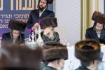 Full gallery of the Pupa Rebbi's trip to mekomois hakodesh 