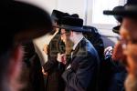 Full gallery of the Pupa Rebbi's trip to mekomois hakodesh 