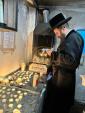   Huadmur Mesadigura london shlite on a trip to vienna  to the yurtzit of rebbi yisroel of tzurtkove tz"l 