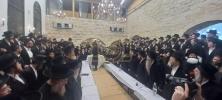 Yurtzit Seude of the bas eiyn zt"l with R' Elimalech Biderman in bies madrish alleviation in tzfas 