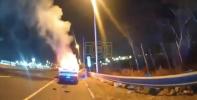 Main image for Heroic Cop Rescues Driver From Burning Car