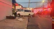 Main image for Van Crashes into Laundromat on Staten Island