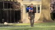 Main image for Secret Service Catches Kid Who Sneaked Onto White House Lawn