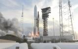 Main image for Amazon Launches Project Kuiper Satellites to Compete with SpaceX's Starlink
