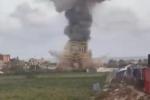 Main image for Huge Explosion as Israel Evacuates Khan Yunis.