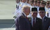 Main image for President Trump Greeted with Honors By Malaysian Officials. 