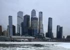 Main image for Manhattan Sees Rare Ice as Hudson River Begins to Freeze.