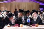 Vizhnitz Rebbe Shlit"a Leads 'Naaseh V'Nizkor' Event Raising 3 Million Dollars