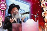 Vizhnitz Rebbe Shlit"a Leads 'Naaseh V'Nizkor' Event Raising 3 Million Dollars