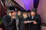 Vizhnitz Rebbe Shlit"a Leads 'Naaseh V'Nizkor' Event Raising 3 Million Dollars