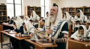 Main image for A Beautiful Story: 'Ribono Shel Olam! Here it's just You and me!' - from Rabbi Eliyahu Schwartz's Dirshu Amud Yomi Shiur on Maseches Yoma Daf 23