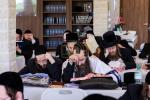 Historic 'Limud Shas Al Kivro' in Radoshitz; Siyum HaShas and Hilula Seudos on Chai Sivan held in the magnificent Landau Building