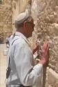 Main image for Yid Prays Heartfeltly for Geulah at Kosel