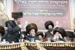 The Viznitz Rebbe Shlit"a Marks 25 Years of the Viznitz Elad Community