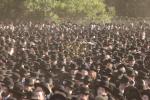 Thousands of Gur Chassidim Unite Against Gzeiras HaGiyus, Led by the Rebbe Shlit"a