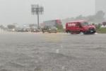 Main image for Chaos On Texas Roads: Drivers Plunge Through Raging Floodwaters In The Woodlands.