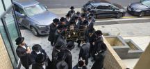 Bobov-45 Rebbe Shlit"a Visits Sadigura London Rebbe Shlit"a