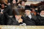 Hachnosas Sefer Torah in Seret Vizhnitz Beis Medrash, Beis Shemesh