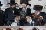 Hachnosas Sefer Torah in Seret Vizhnitz Beis Medrash, Beis Shemesh
