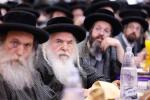 Toldos Aharon Vaad Mifal Hatorah: Siyum Talta Bava Nezikin and Beginning Maseches Sanhedrin in Amud Hayom