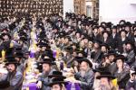 Toldos Aharon Vaad Mifal Hatorah: Siyum Talta Bava Nezikin and Beginning Maseches Sanhedrin in Amud Hayom