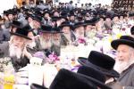 Toldos Aharon Vaad Mifal Hatorah: Siyum Talta Bava Nezikin and Beginning Maseches Sanhedrin in Amud Hayom