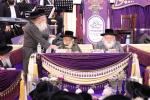 Toldos Aharon Vaad Mifal Hatorah: Siyum Talta Bava Nezikin and Beginning Maseches Sanhedrin in Amud Hayom