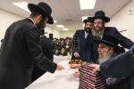 Chumash Seudah in Satmar Montreal with the Satmar Rebbe Shlit"a