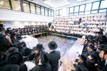 Talmud Torah Children Welcome Satmar Rebbe Shlit"a in Montreal