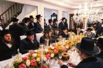 Satmar Rebbe Shlit"a in Montreal for Shatros Signing with R' Baruch Oberlander