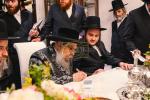 Satmar Rebbe Shlit"a in Montreal for Shatros Signing with R' Baruch Oberlander
